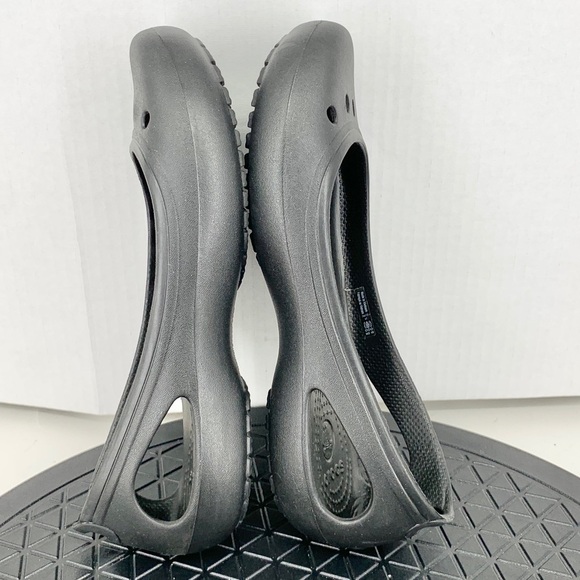 Crocs Women Size 7 Sandals Black Rubber Ballet Flats Shoes Slip On Kadee - Picture 5 of 8